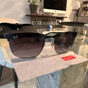 Ray ban sunglasses
